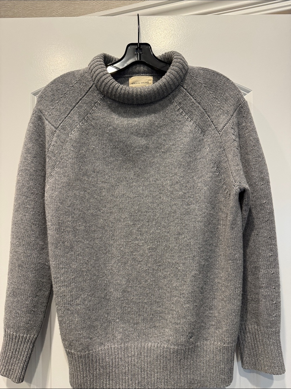 Loulou Studio wool came Gray Turtleneck Sweater -